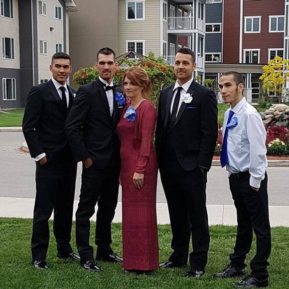 Meet your Posher, Ray - Picture 1 of 1